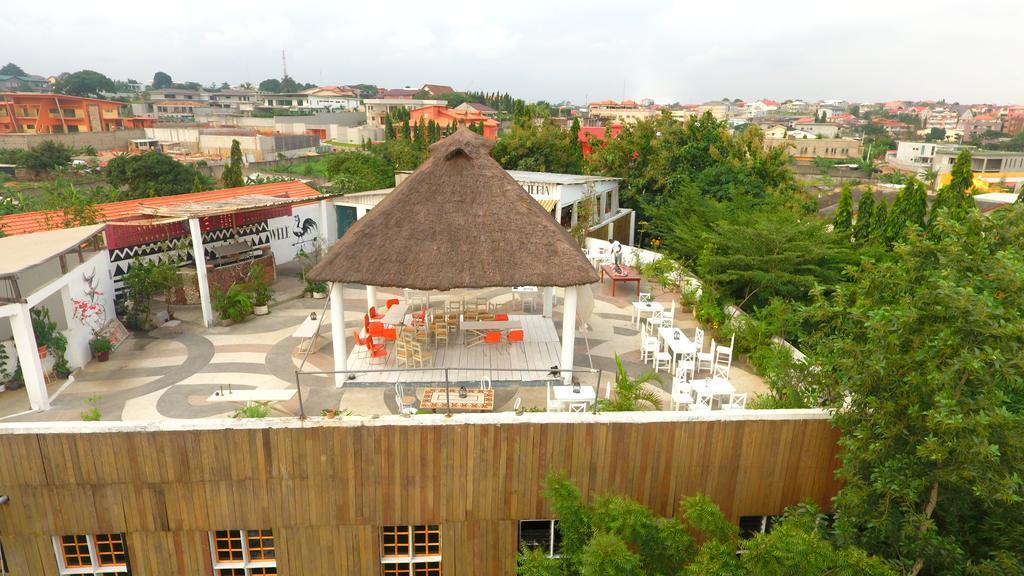 Bushman Cafe Hotel Αμπιτζάν Εξωτερικό φωτογραφία