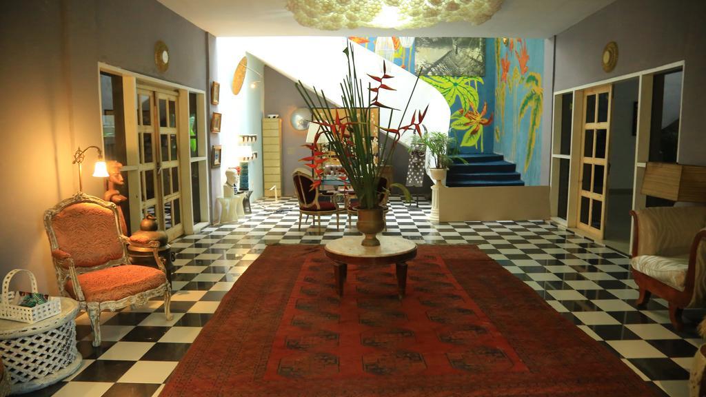 Bushman Cafe Hotel Αμπιτζάν Εξωτερικό φωτογραφία