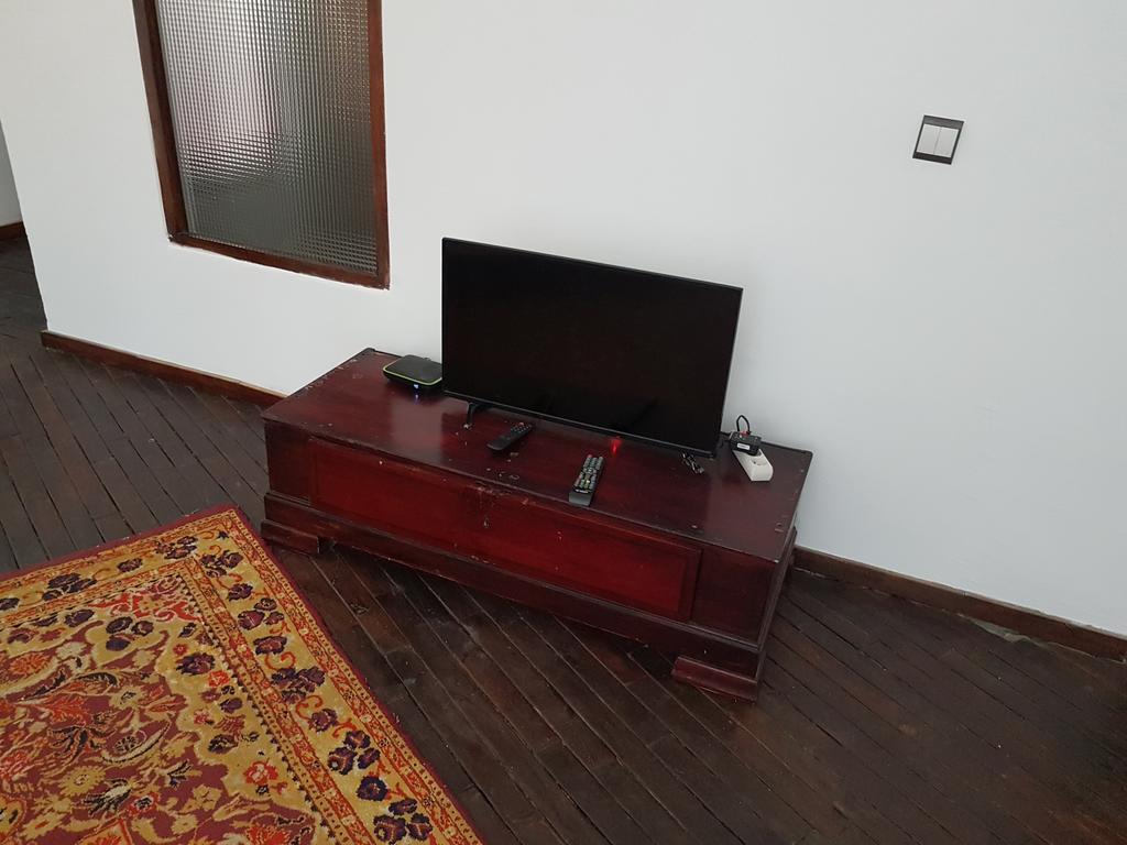 Bushman Cafe Hotel Αμπιτζάν Εξωτερικό φωτογραφία