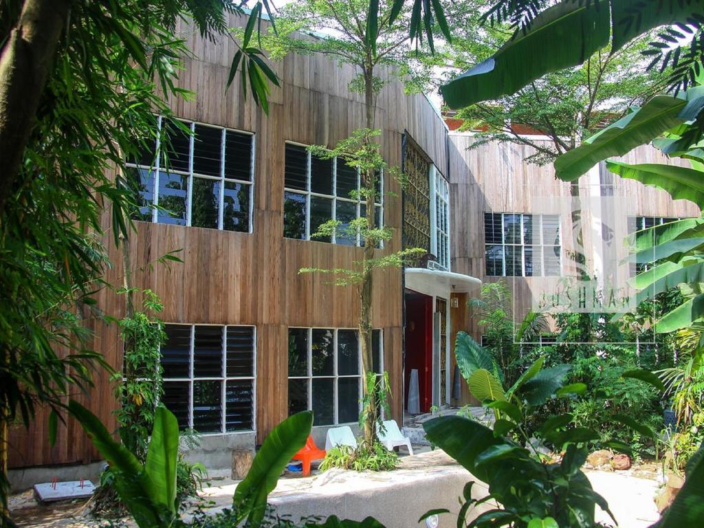 Bushman Cafe Hotel Αμπιτζάν Εξωτερικό φωτογραφία